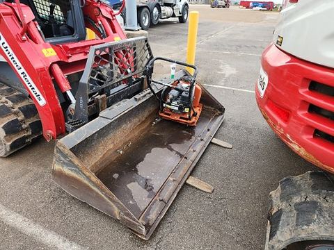 2023 MULTIQUIP MVC88VTHW Vib Plate Medium 3000-5000# Impact