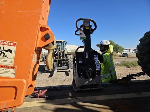 2023 MULTIQUIP MVH208GH Vib Plate Reversible 7000-8599# Impact