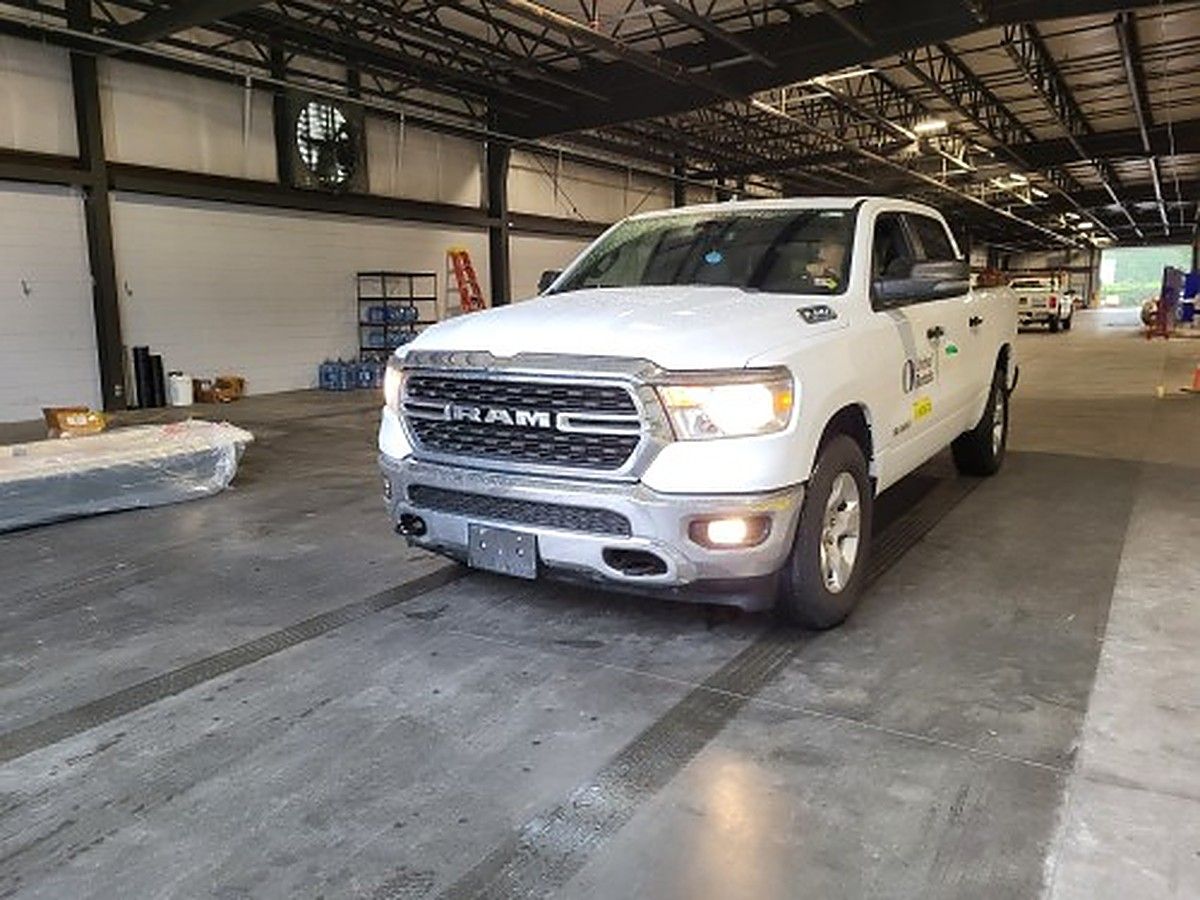 RAM 1500CREWBHNG4WD photo 5