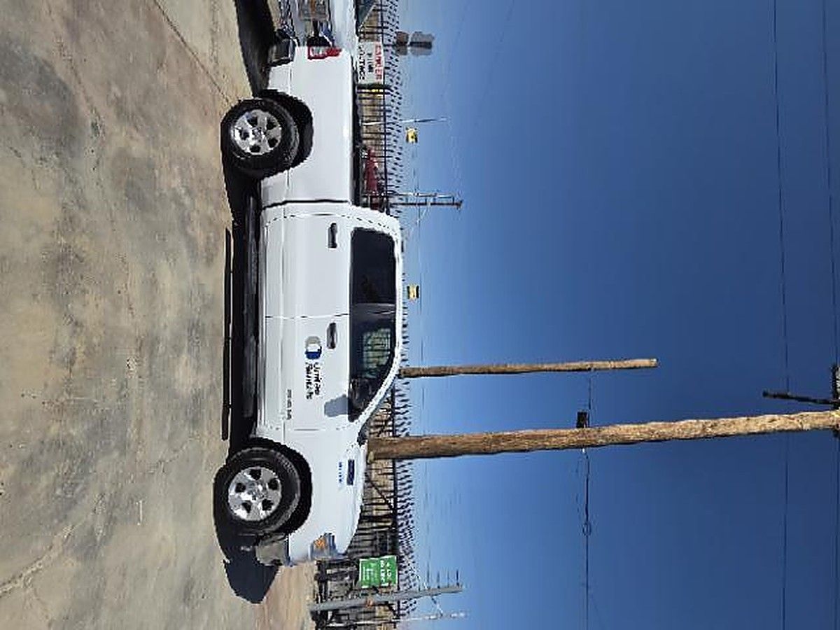 RAM 1500CREWBHNG4WD photo 2
