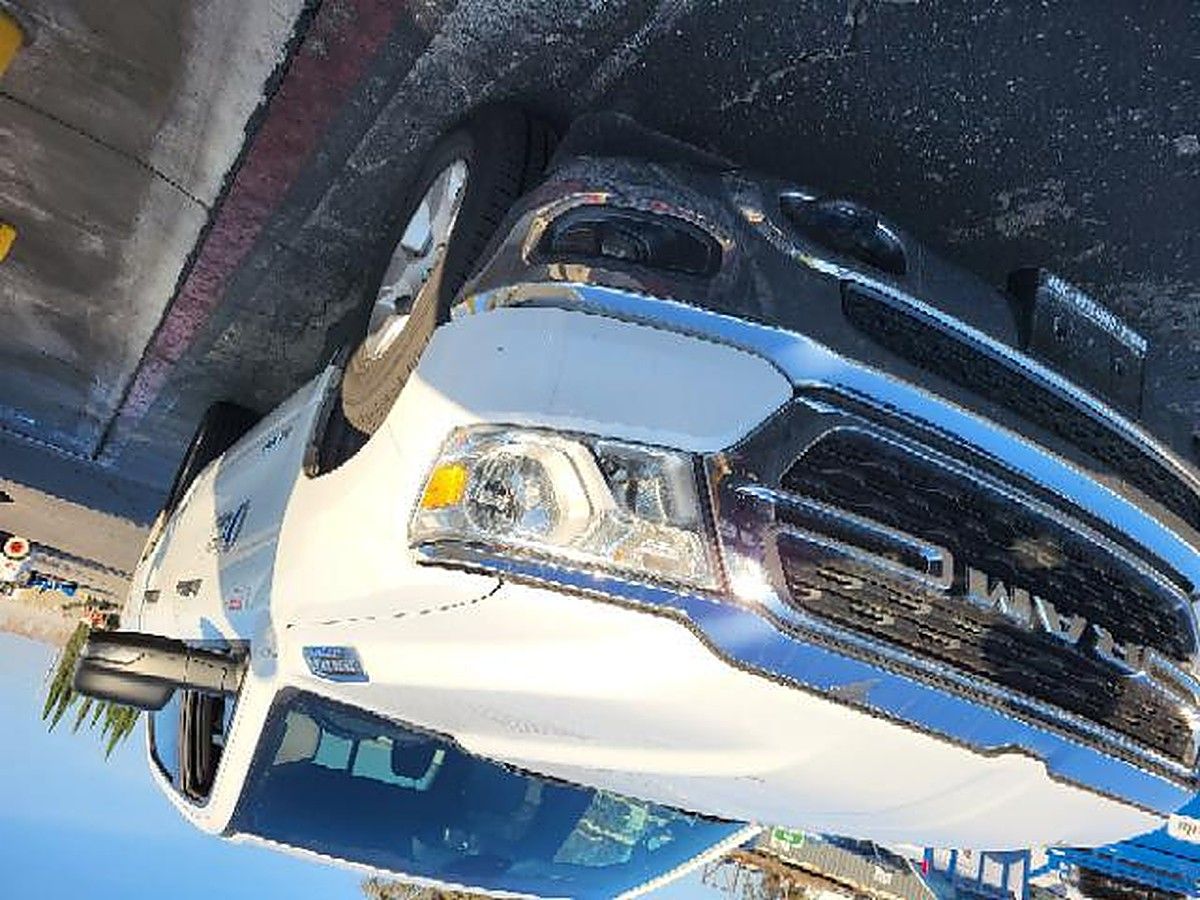 RAM 1500CREWBHNG4WD photo 10