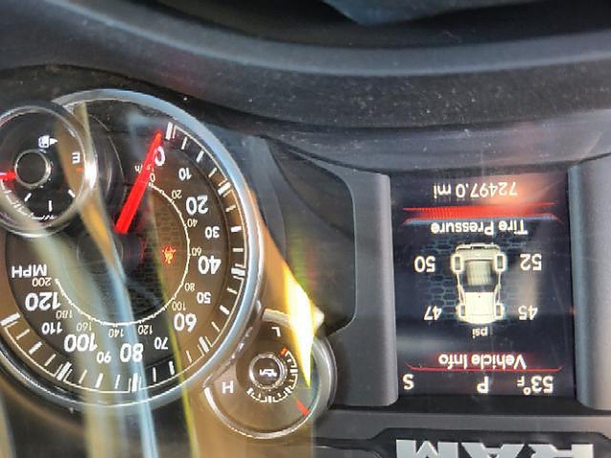 RAM 1500CREWBHNG4WD photo 7