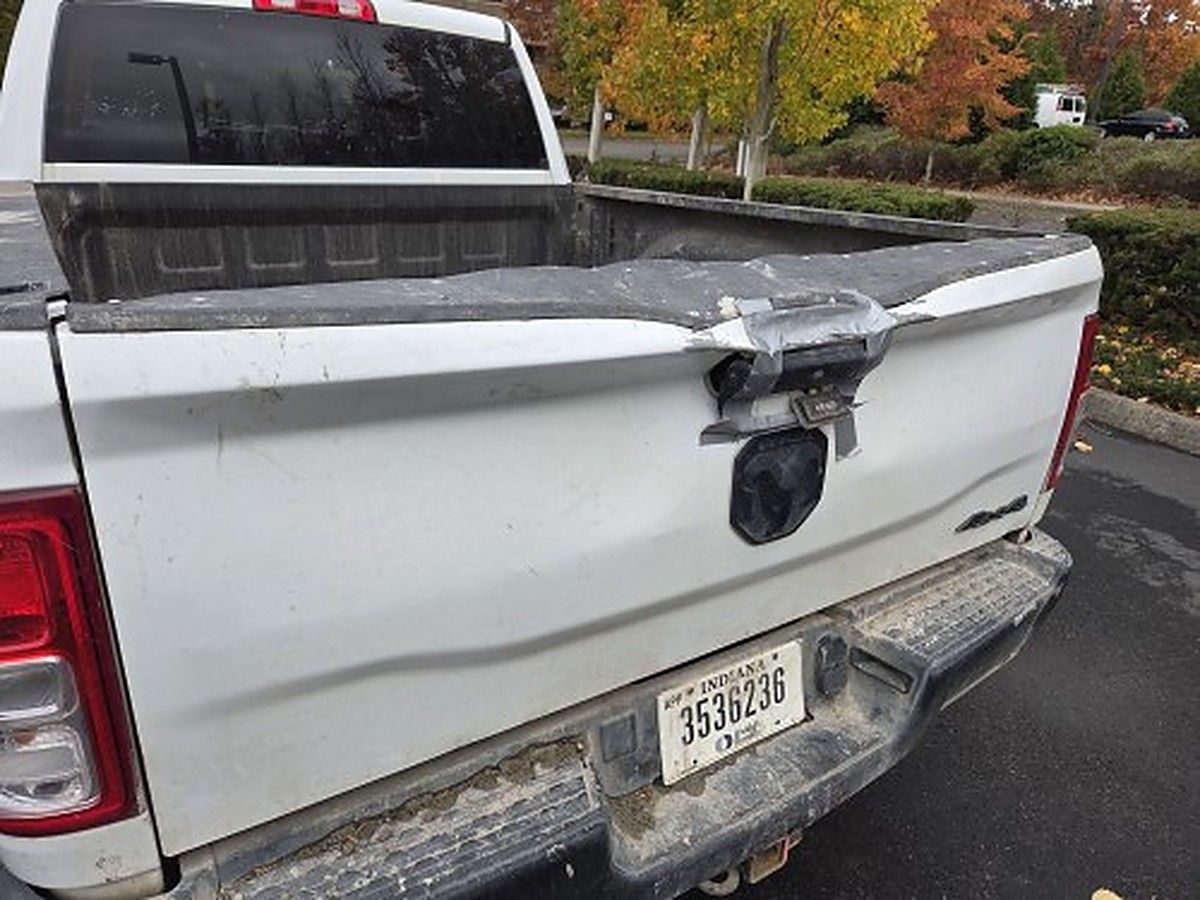 RAM 2500CREWTMG4WD photo 10