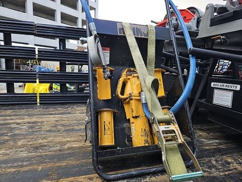 2023 RHINO PDT-55 Post Driver Air