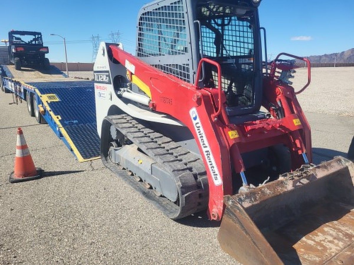 TAKEUCHI TL12R2-CR photo 5