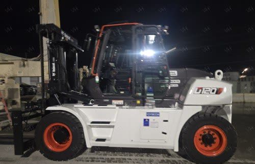2025 Bobcat D120S-7 FORKLIFT WHSE 25000-30000# PNEUMATIC