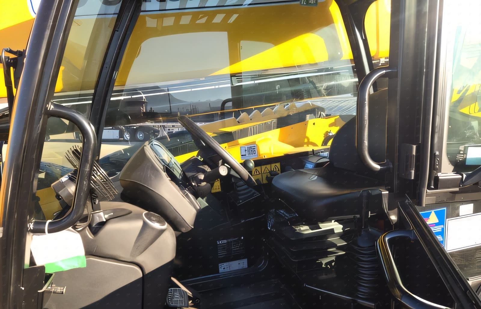 2025 JCB 512-56 FORKLIFT VARIABLE REACH 12000# 53'-69'