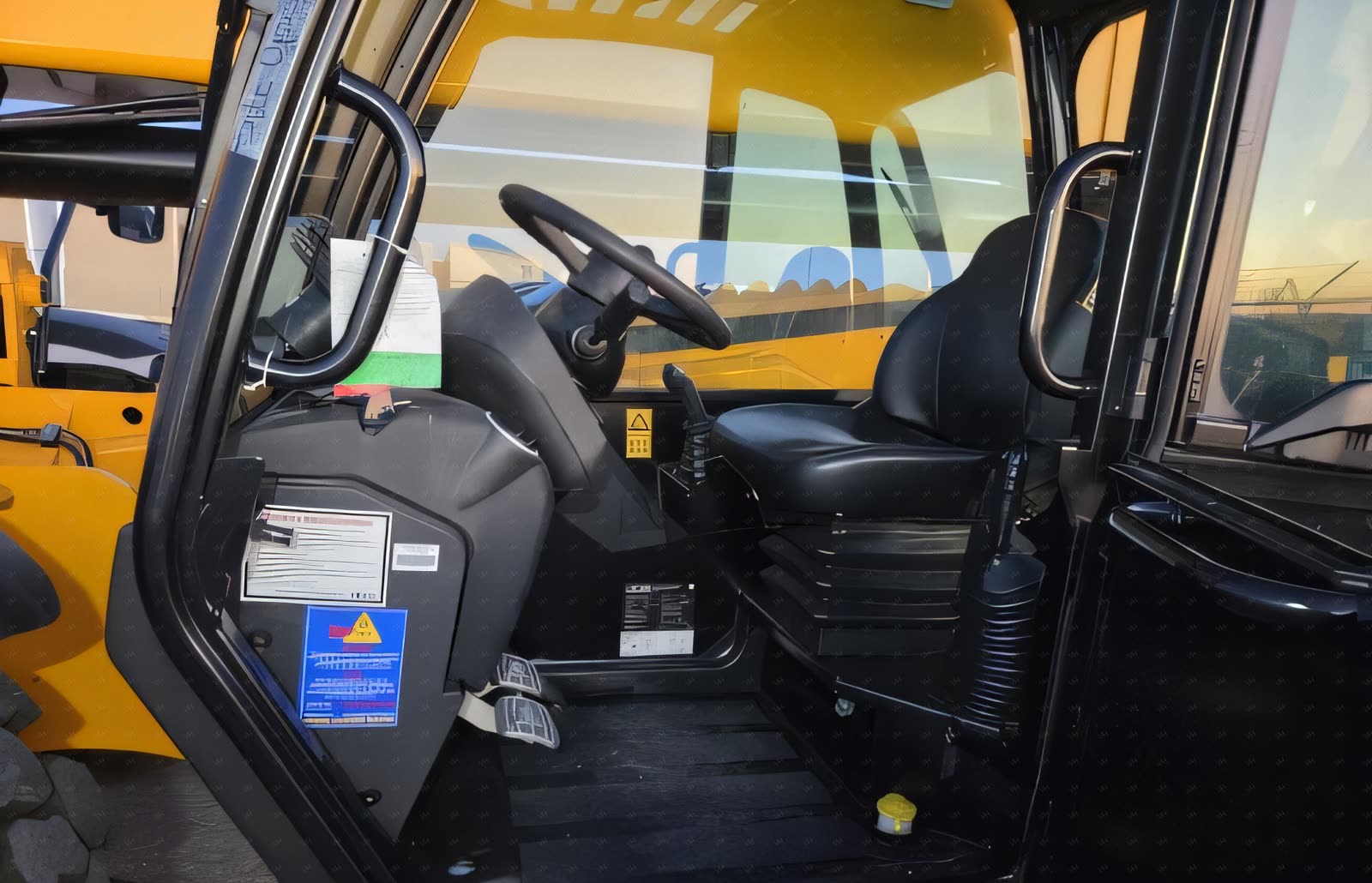 2025 JCB 512-56 FORKLIFT VARIABLE REACH 12000# 53'-69'