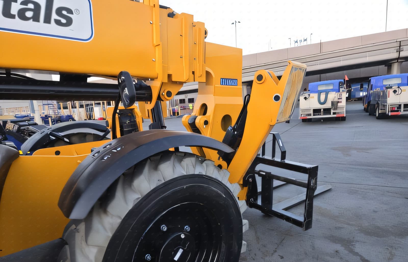 2025 JCB 512-56 FORKLIFT VARIABLE REACH 12000# 53'-69'