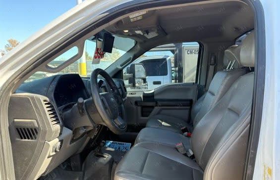 FORD F550REGXLG4WD