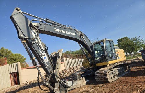 JOHN DEERE 210G LC