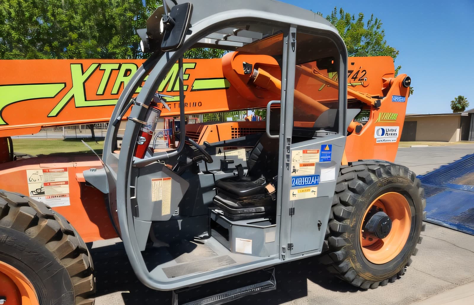 Representative photo of 2019 XTREME XR742 Forklift Variable Reach 7000# 38-44'